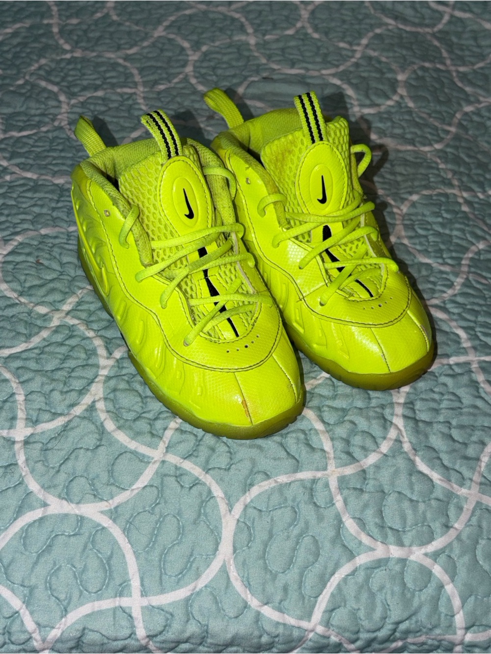 Nike Kids' Volt Neon Green Lace-Up Sneakers